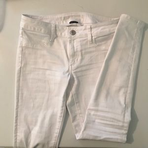 NWOT White Super Stretch Jeggings American Eagle